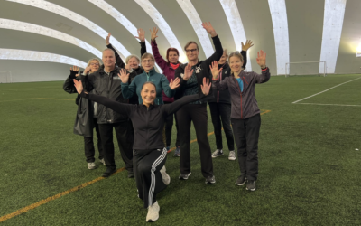 ”Terveenä hautaan” – Kenenkään ei pitäisi jäädä sohvalle – HJK:n K60 Klubi näyttää, mitä hyvä eläkeaamu voi olla